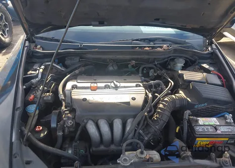 2003 Honda Accord 2.4 Lx из США, поврежденный, VIN 1HGCM563X3A080018